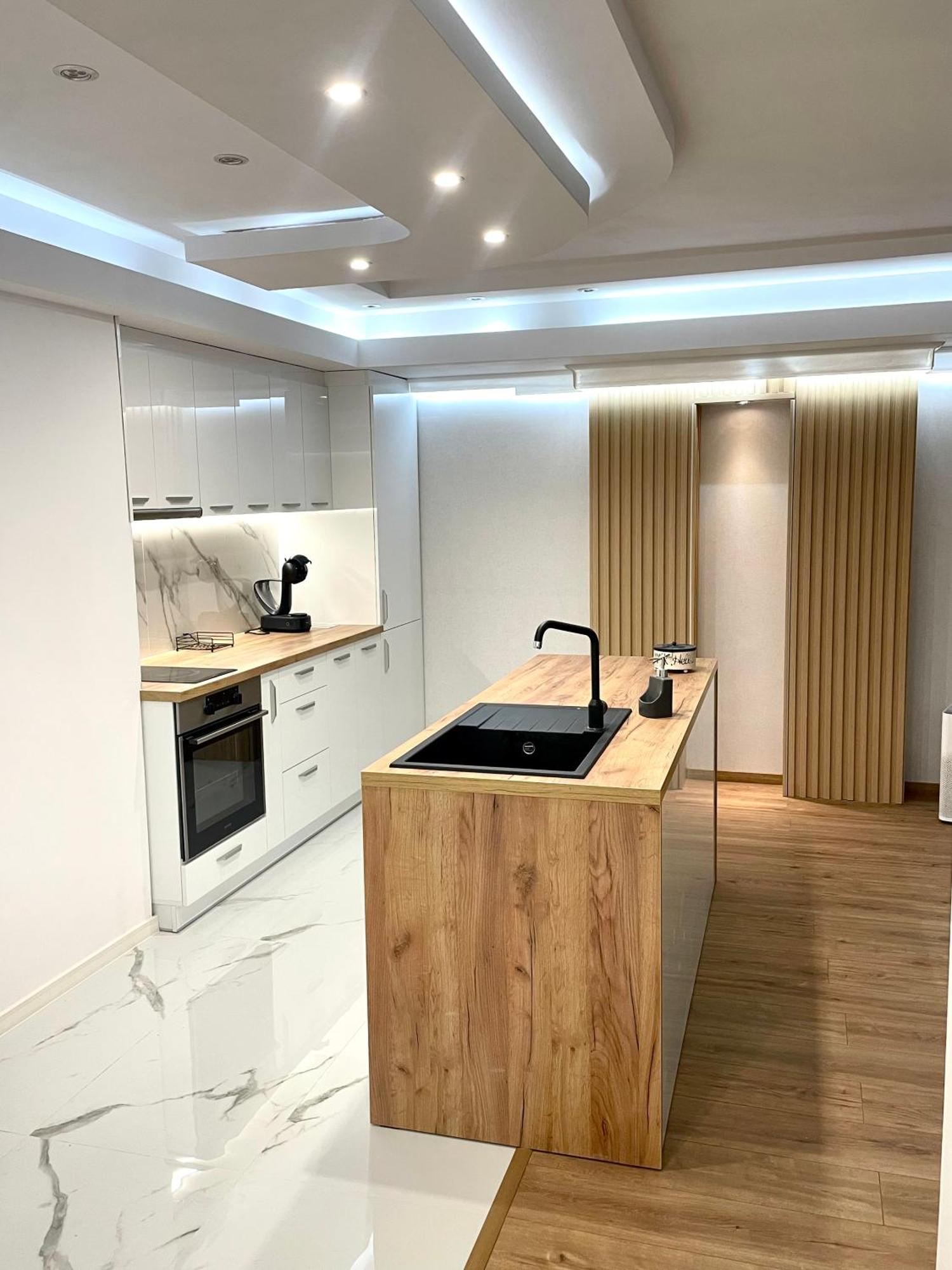 Sea Breeze Apartment Varna Exterior photo
